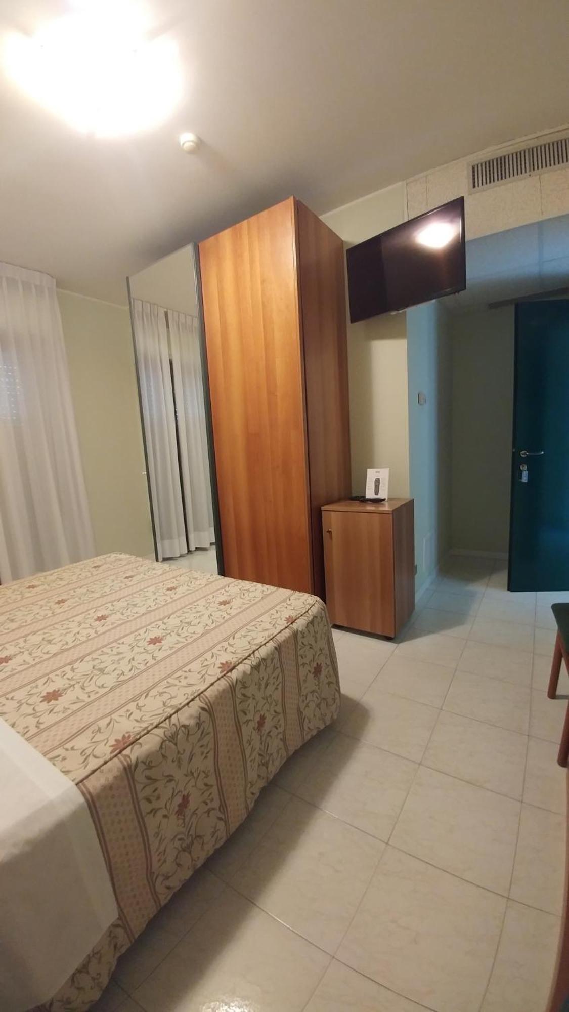 La Perla B&B Hotel 로세토데글리아브루찌 외부 사진