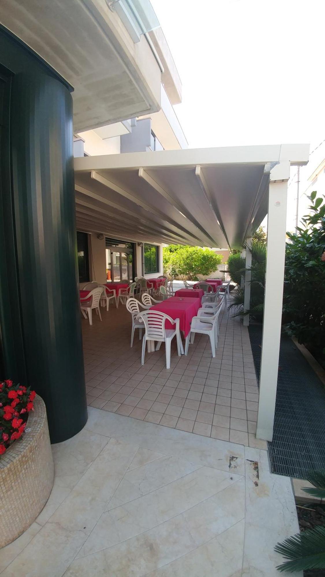 La Perla B&B Hotel 로세토데글리아브루찌 외부 사진
